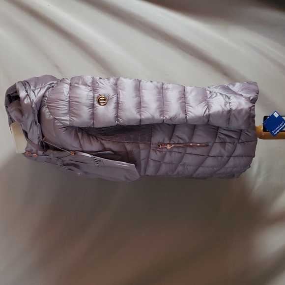 NEW Bernardo EcoPlume Hooded Packable Jacket - Picture 5 of 12